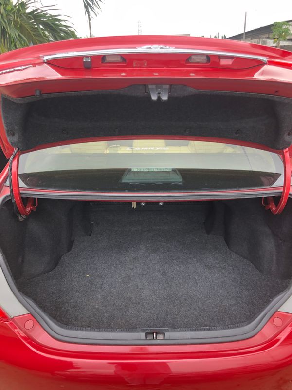 Thumbnail 7 of 2012 Toyota Camry le